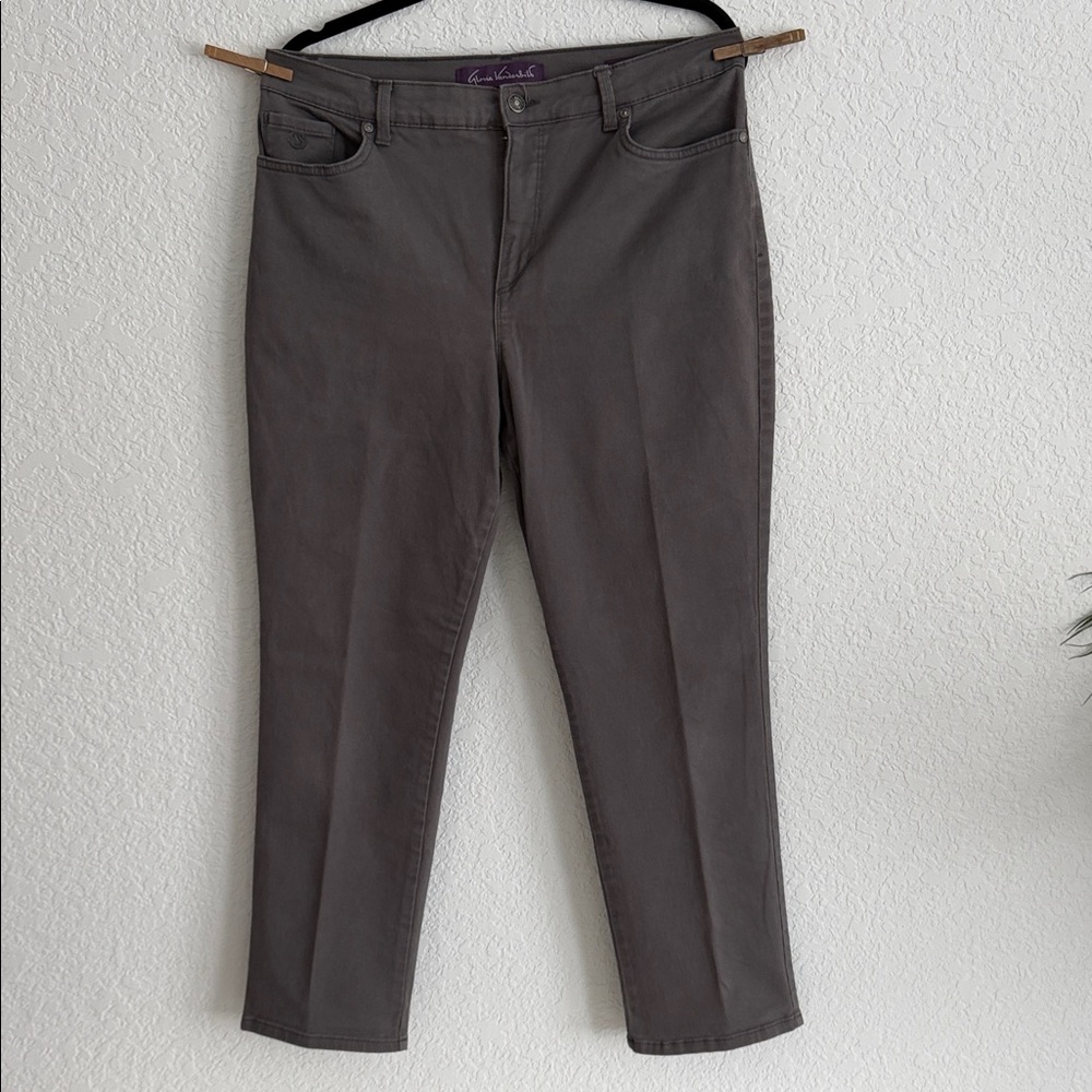 Women’s Gloria Vanderbilt Amanda Classic Gray Jeans